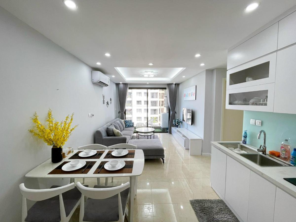 Lilyhome - Vinhomes D'Capitale Services Apartment Hanoi Kültér fotó