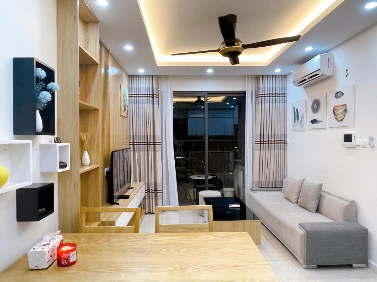 Lilyhome - Vinhomes D'Capitale Services Apartment Hanoi Kültér fotó