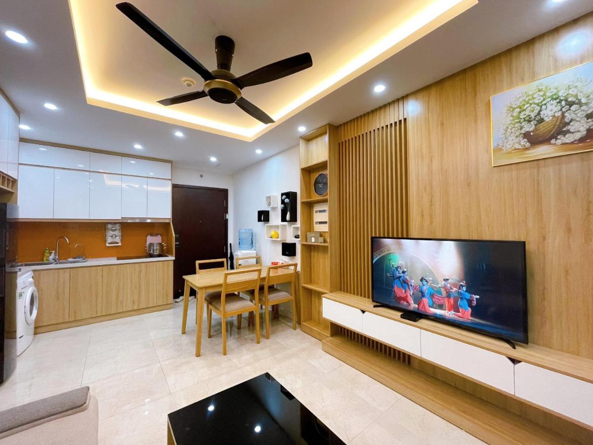 Lilyhome - Vinhomes D'Capitale Services Apartment Hanoi Kültér fotó