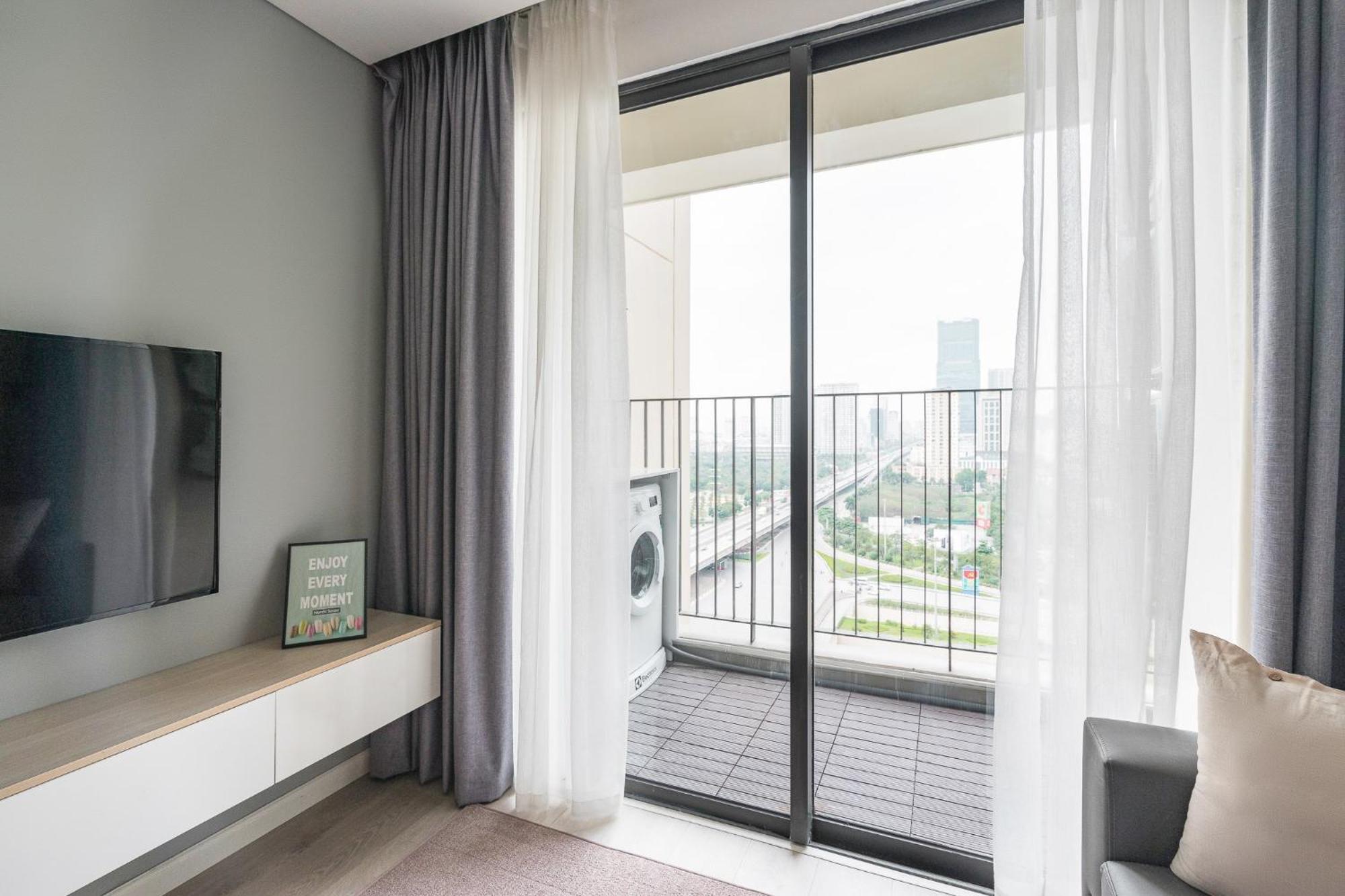 Lilyhome - Vinhomes D'Capitale Services Apartment Hanoi Kültér fotó