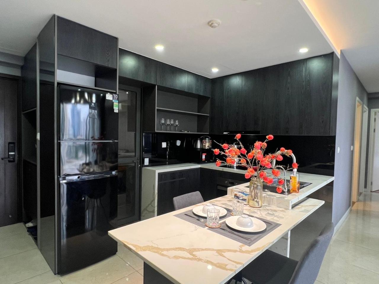 Lilyhome - Vinhomes D'Capitale Services Apartment Hanoi Kültér fotó